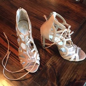 Jessica Simpson Tassel Tie